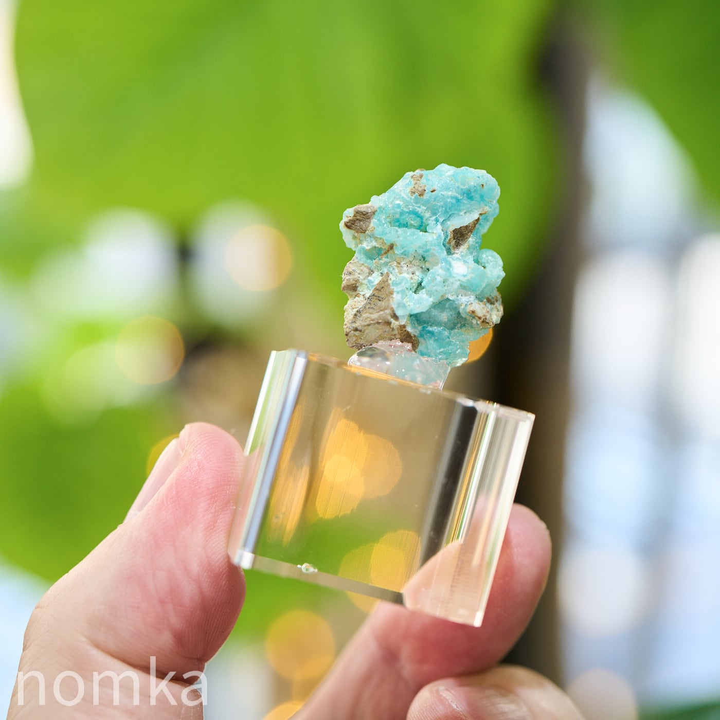天空のネオンブルー】ヘミモルファイト 台付き原石 コンゴ共和国産