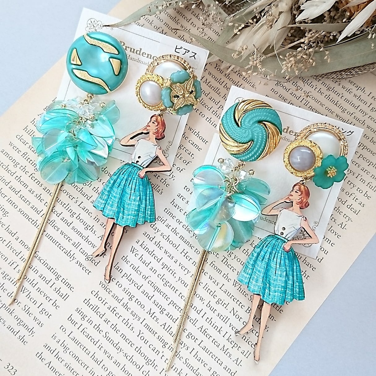 Sweet Heart♡ ボタンカボション イヤリング アシメ Sweet Heart♡ ボタンカボション イヤリング アシメ