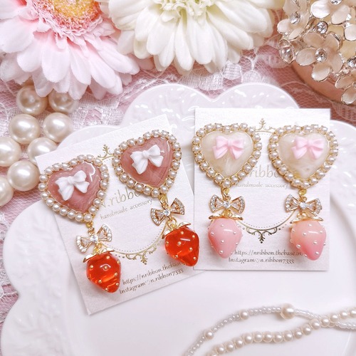 special price♡《 marble heart×strawberry 》 ピアス/イヤリング