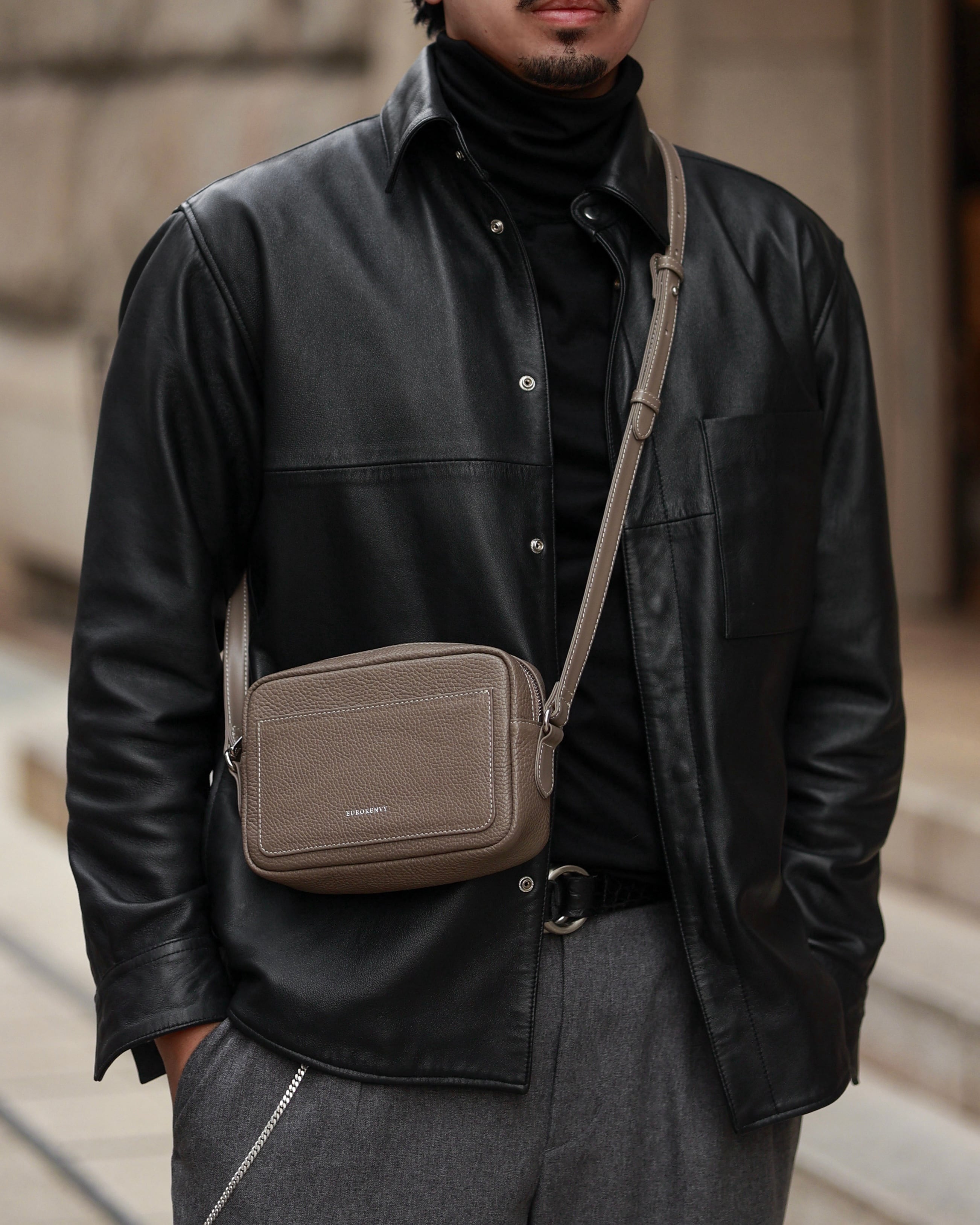 Italian Emboss Leather Mini Shoulder Bag【イタリア・マストロット社