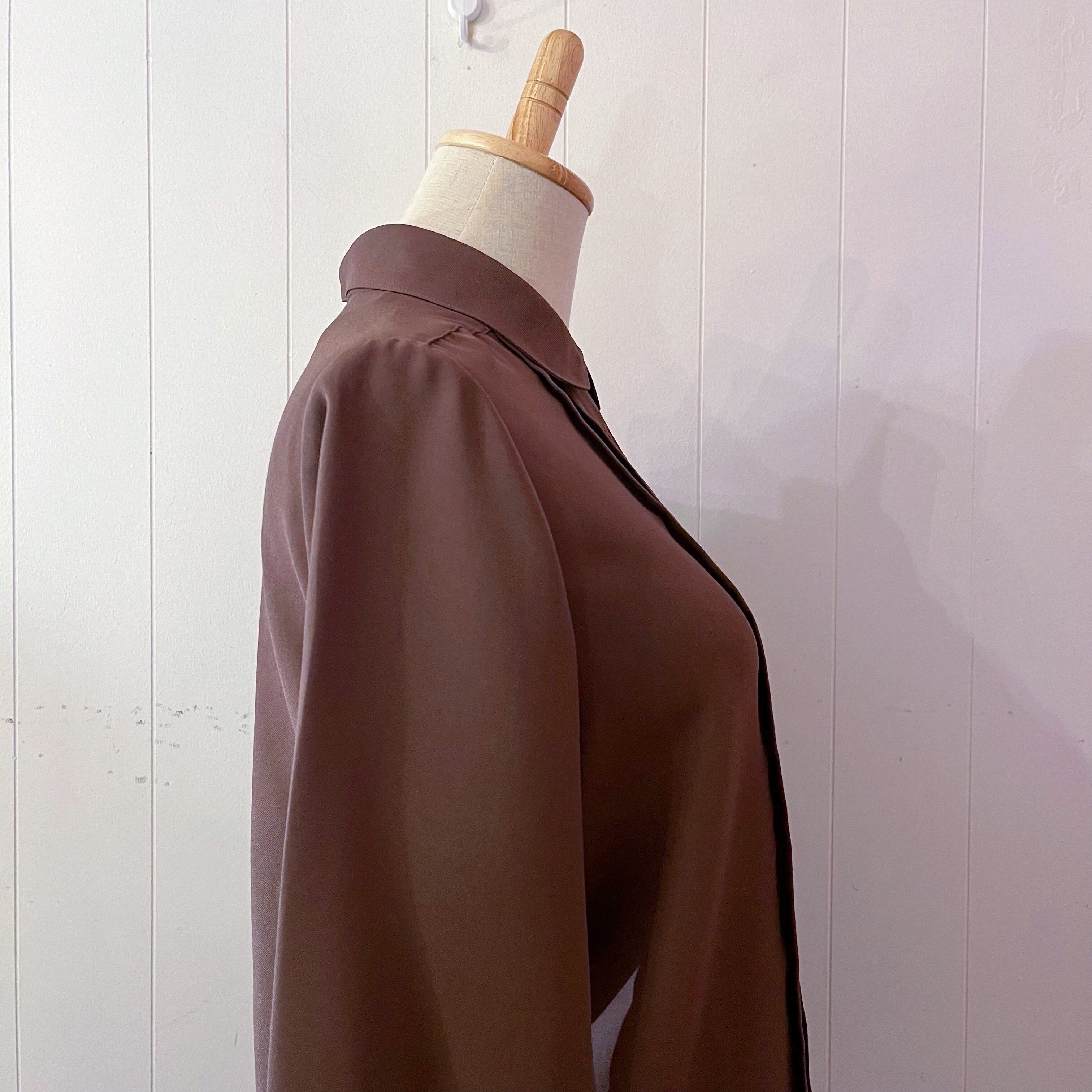 brown diamond back button blouse