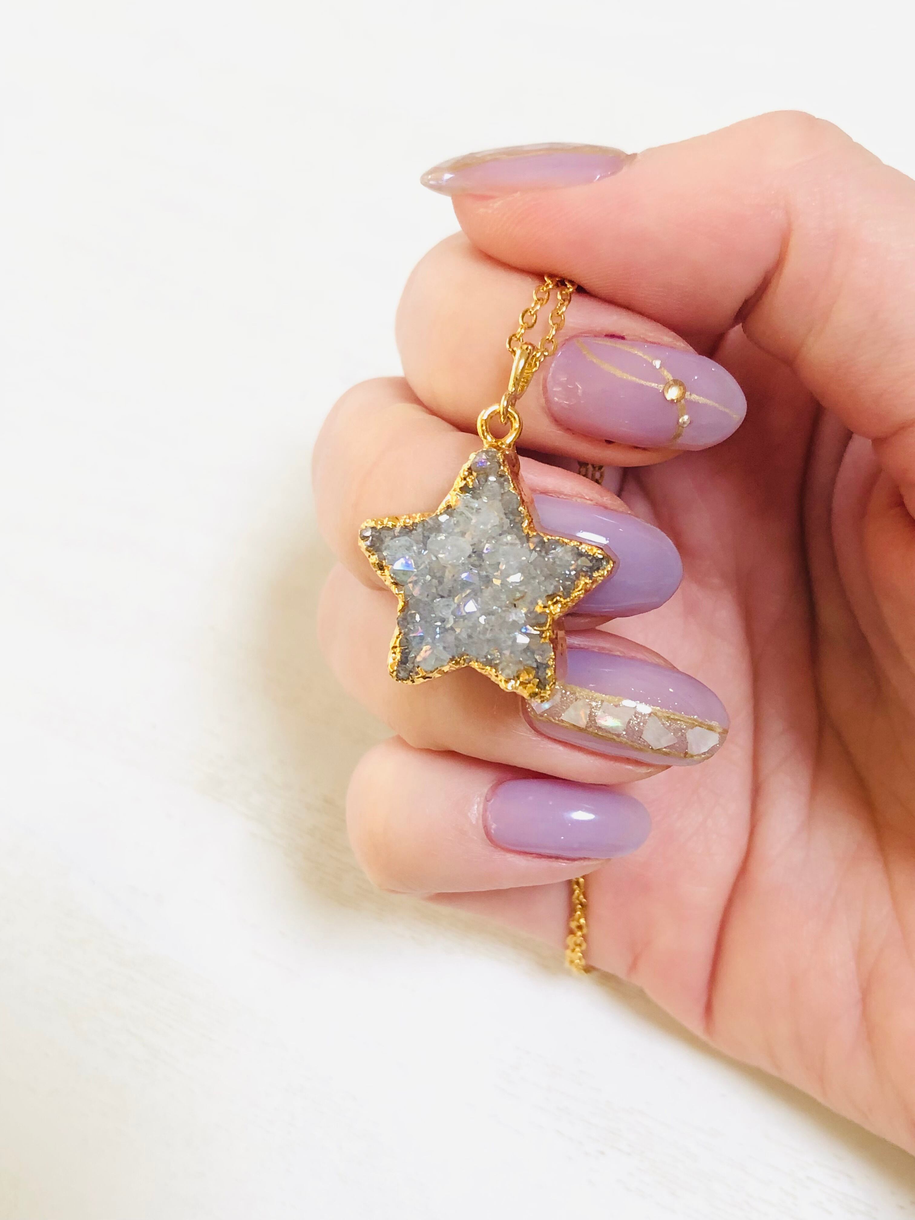 キラキラ結晶✴︎ドゥルージー星形ネックレス