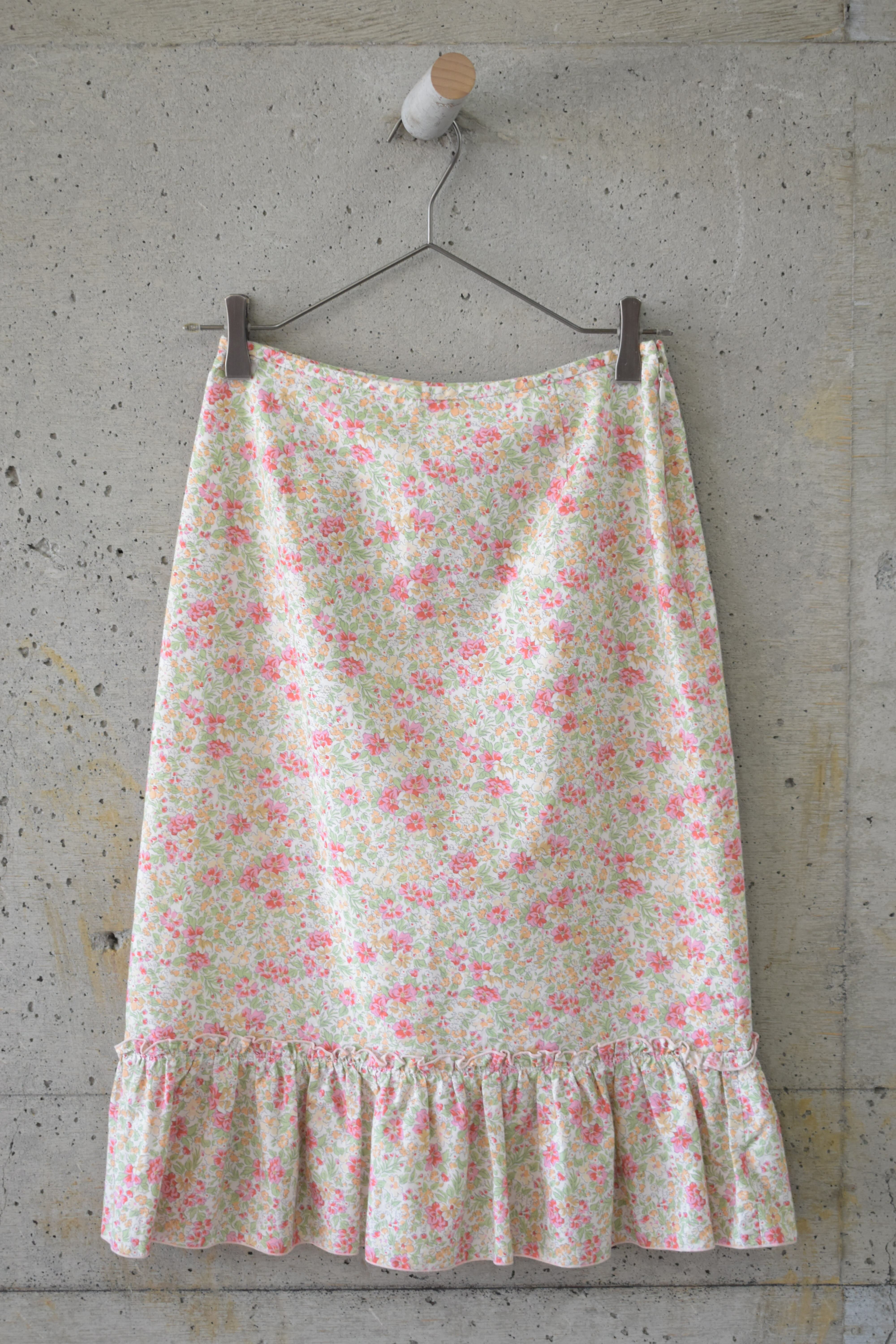 Frilled floral skirt