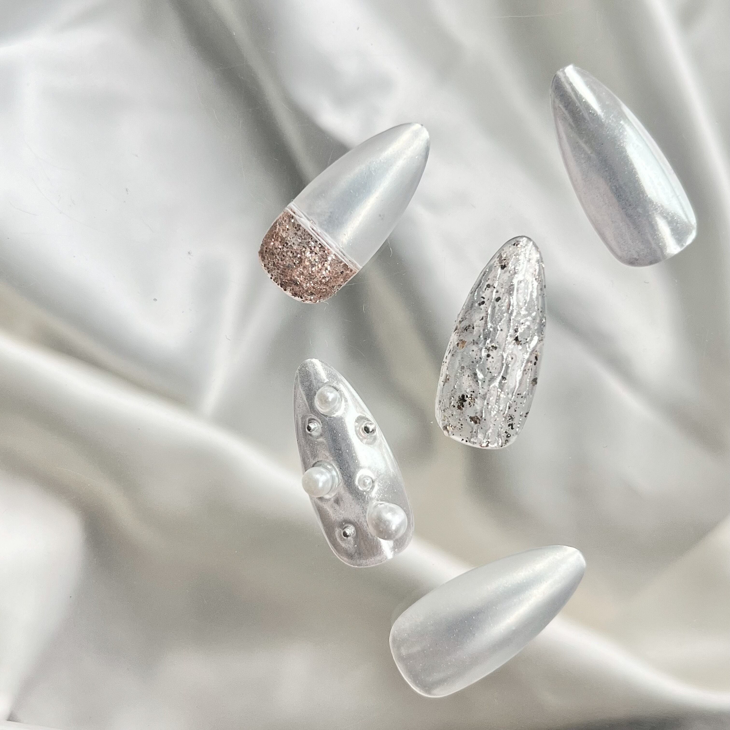 BASE限定販売 ] M526 White platinum powder | atelier NOVEL