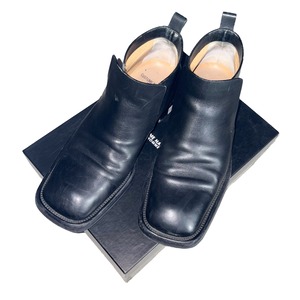 CoSTUME NATIONAL HOMME black square toe boots