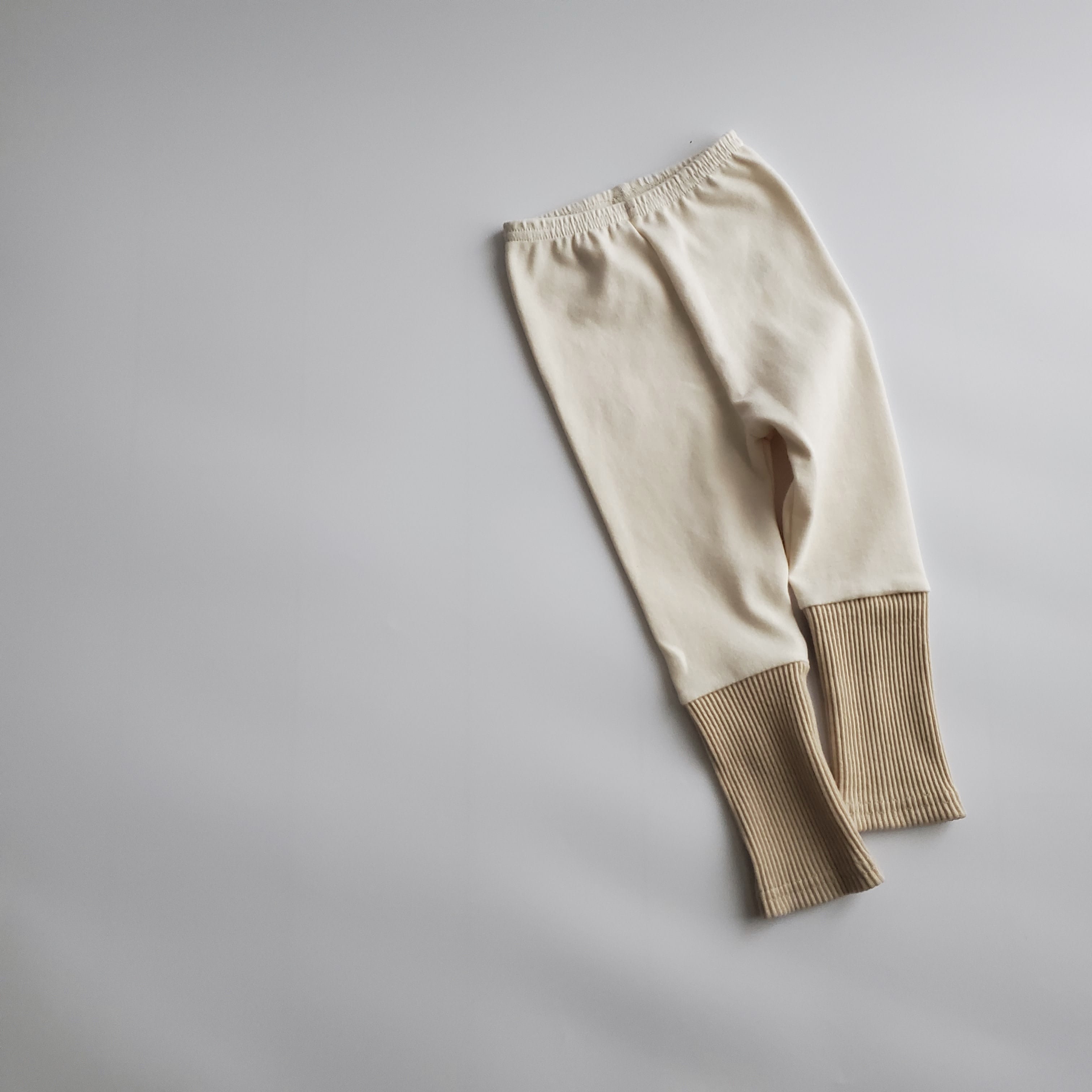 即納】chewyレギンス aosta | cucLo -きゅくろ- │ 韓国子供服