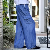 drape silhouette gloss wide cargo pants