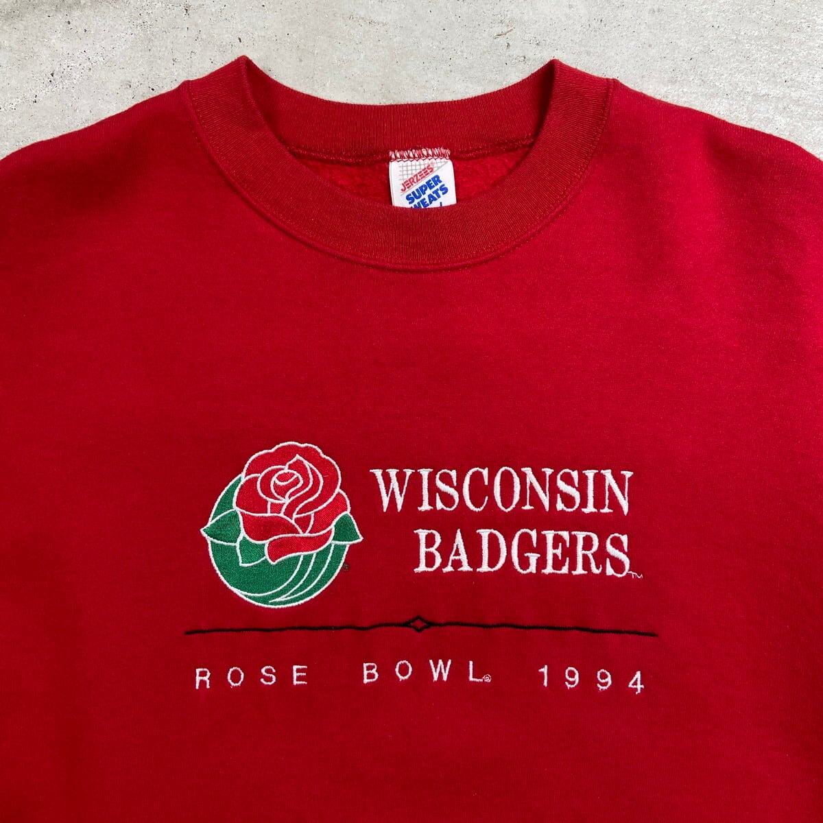 90年代 USA製 WISCONSIN BADGERS ROSE BOWL カレッジチームロゴ刺繍
