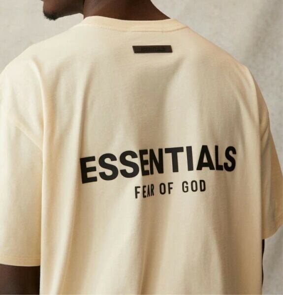 エッセンシャルズ Tシャツ 半袖 フィアオブゴッド エッセンシャルズ バックロゴ ショートスリーブ Tシャツ FOG ESSENTIALS BACK  LOGO SS TEE CREAM | BEES HIGH powered by BASE