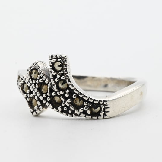 Marcasite Accent Graceful Design Ring #19.5 / Denmark