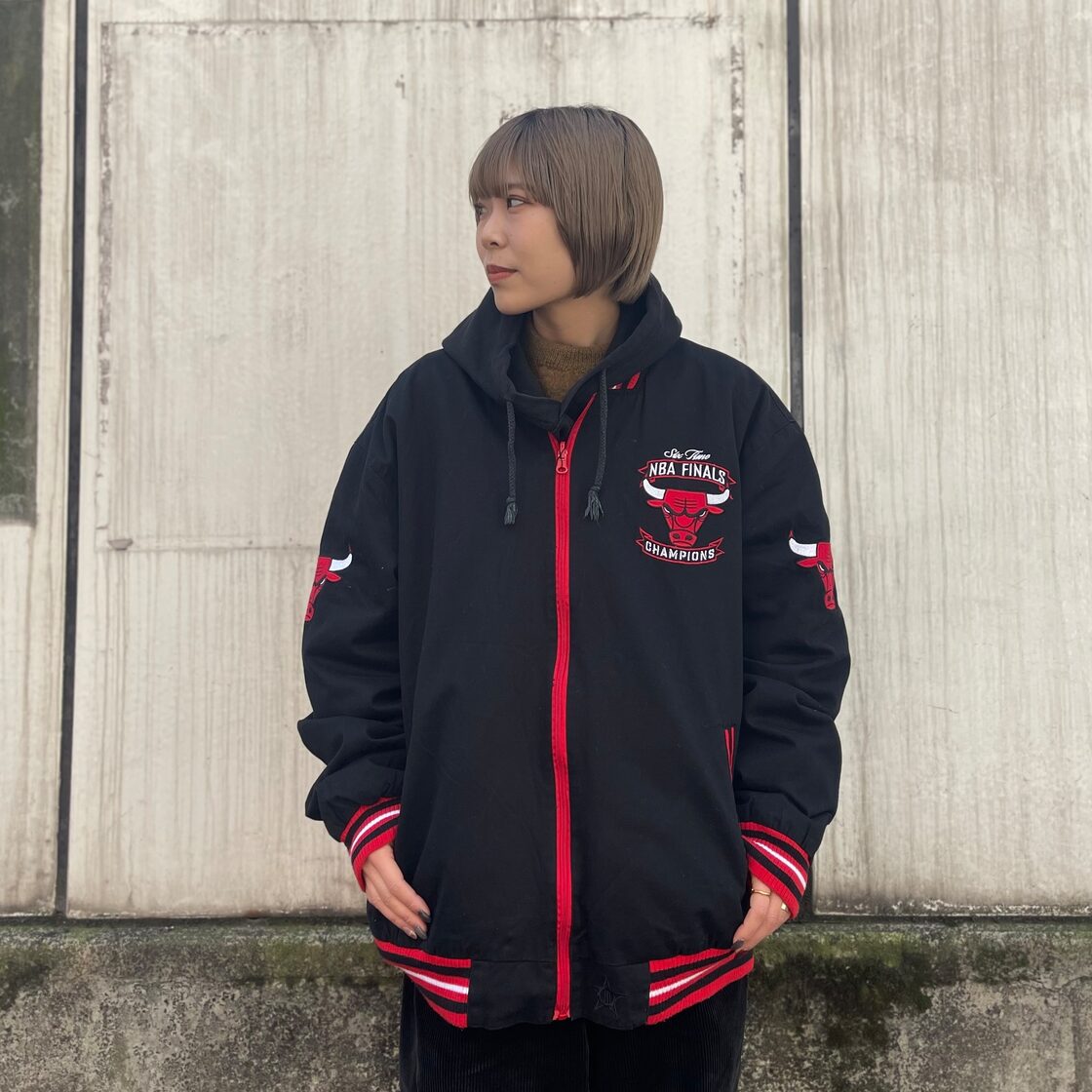 size:2XL【 NBA CHICAGO BULLS 】シカゴブルズ JHデザイン スタジアム 