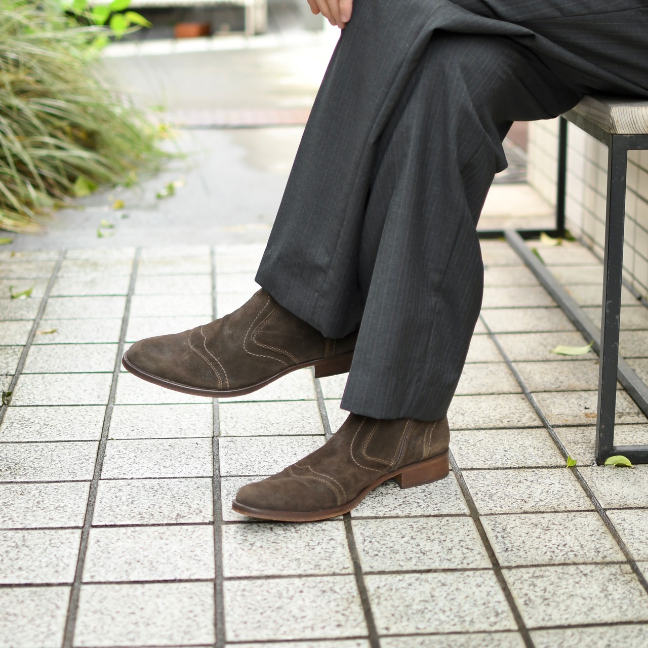 stitch design suede side zip boots