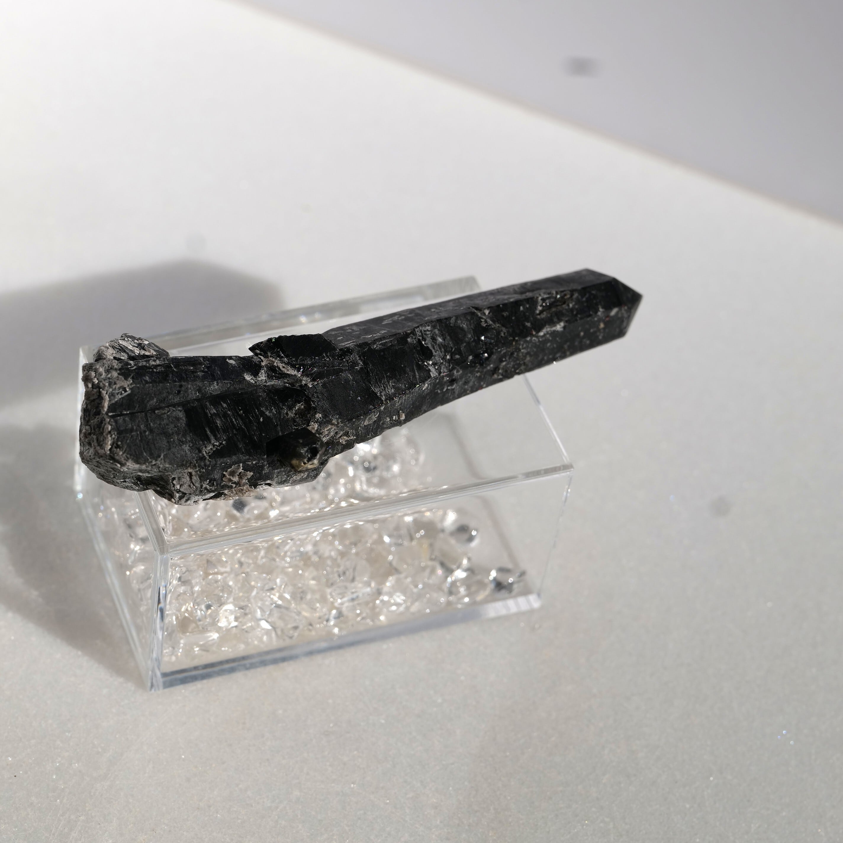 【最強の守護と浄化で人生を立て直す黒の結界】モリオンポイント G7_4