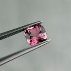 ピンクトルマリン クッションカット 5.0x5.0x4.6mm, 1.06ct, ナイジェリア産