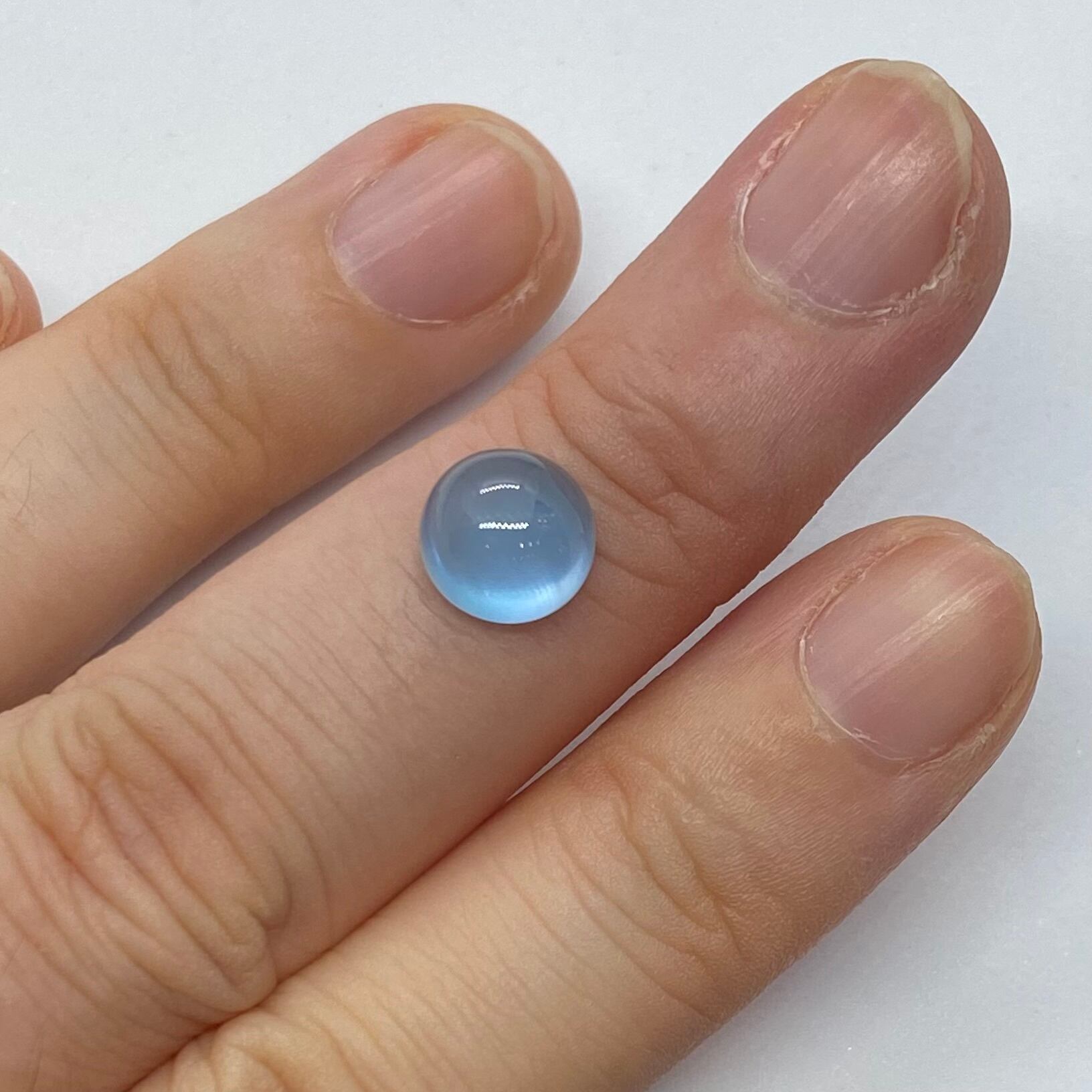 光キャッツアイ　アクアマリン