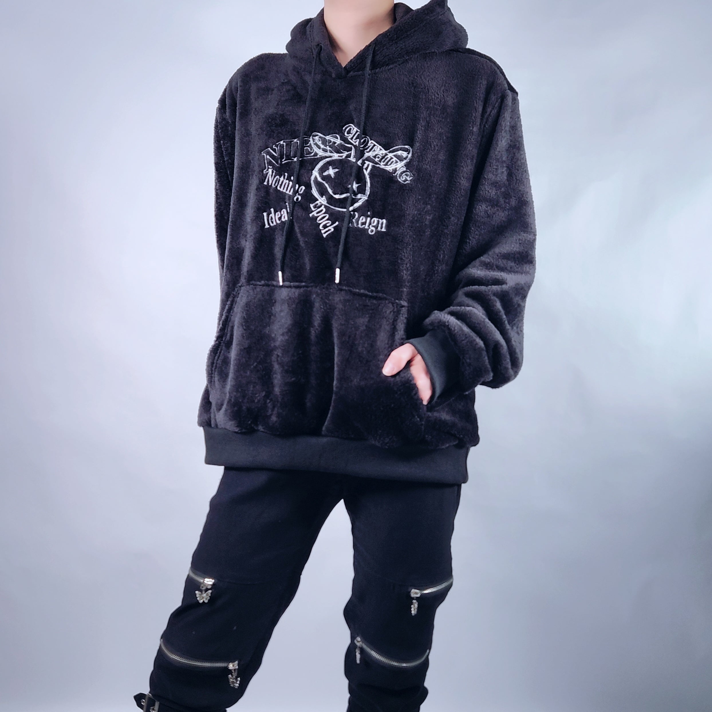 12/22日目玉大特価55%OFF】NIER刺繍ロゴ高品質ブラックさらふわプル