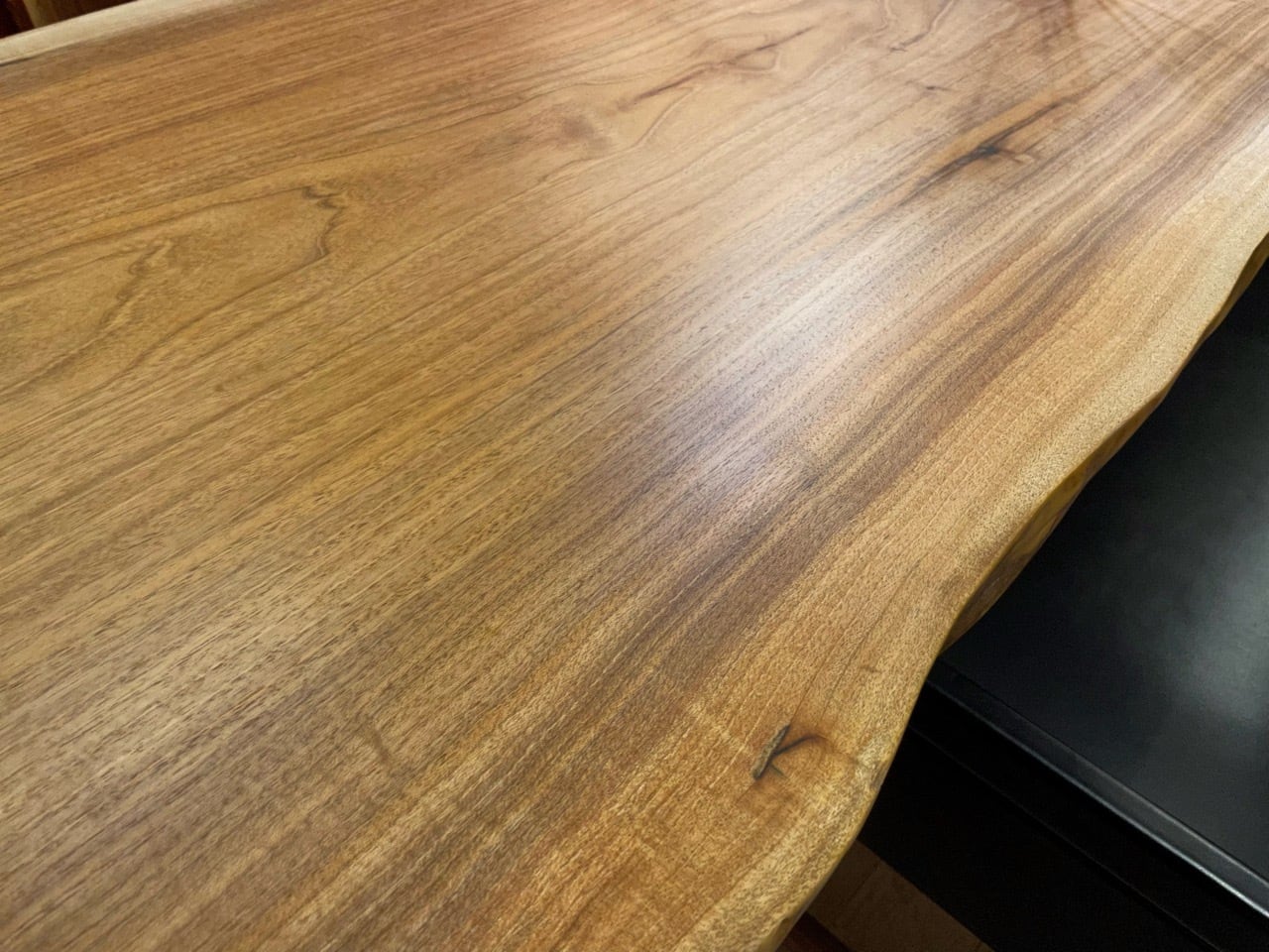 胡桃（クルミ）_2000×740-870×50_青山店_テーブル天板/一枚板 221757