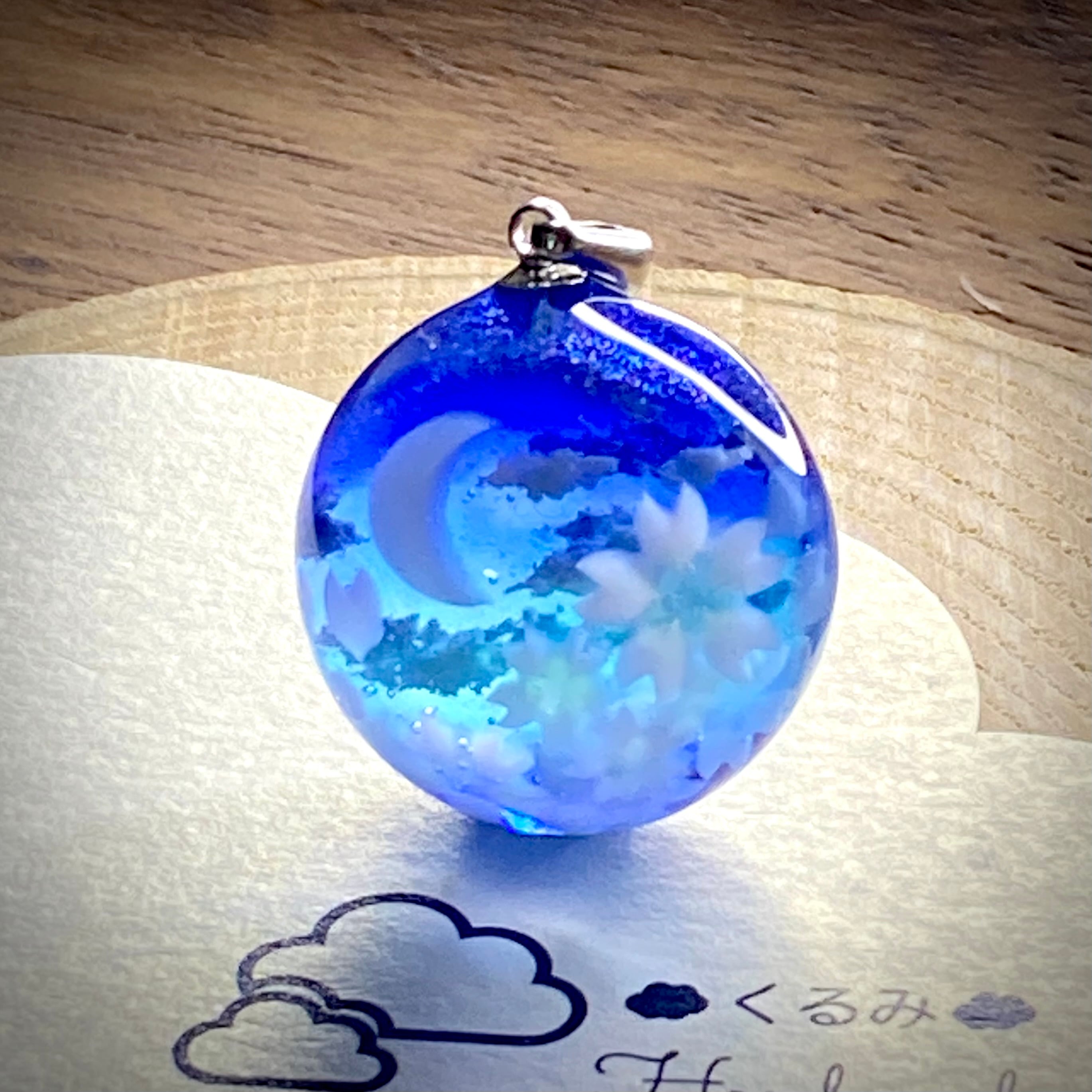 半球の雲レジン 三日月と夜桜