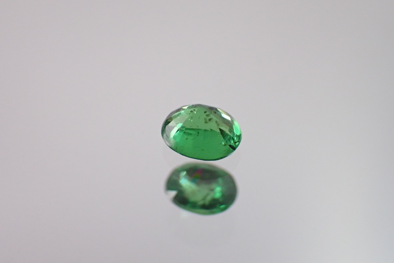 ツァボライト　0.34ct　[C1‐66]
