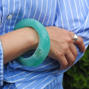 01s Spring CHANEL CC Resin Bangle