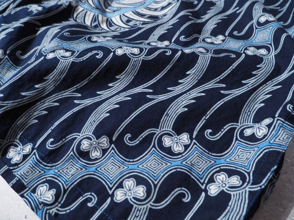 寒冷 - cold ethnic art pattern design Box silhouette shirt