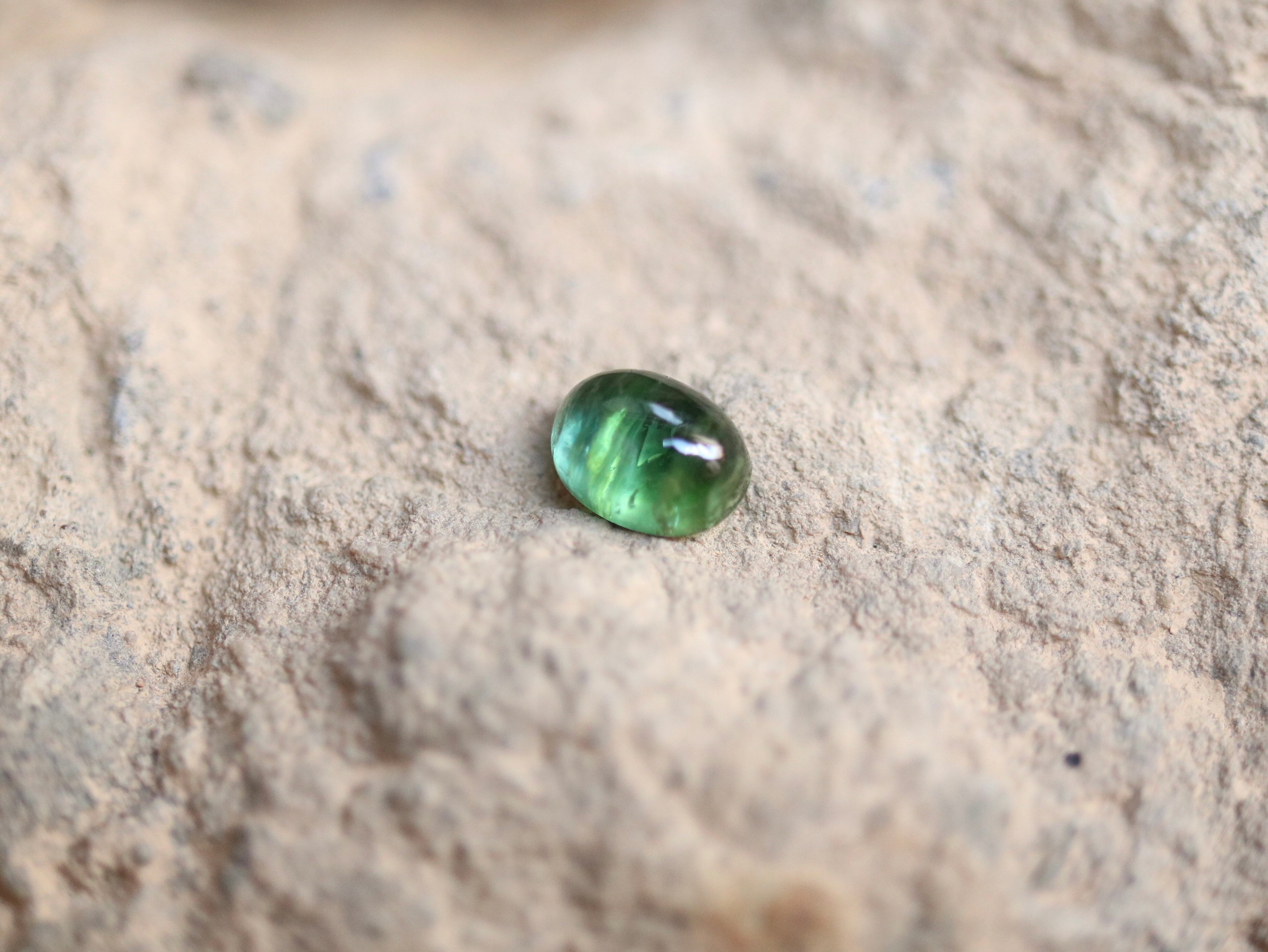 24 グリーントルマリン