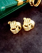 Knit Pierce