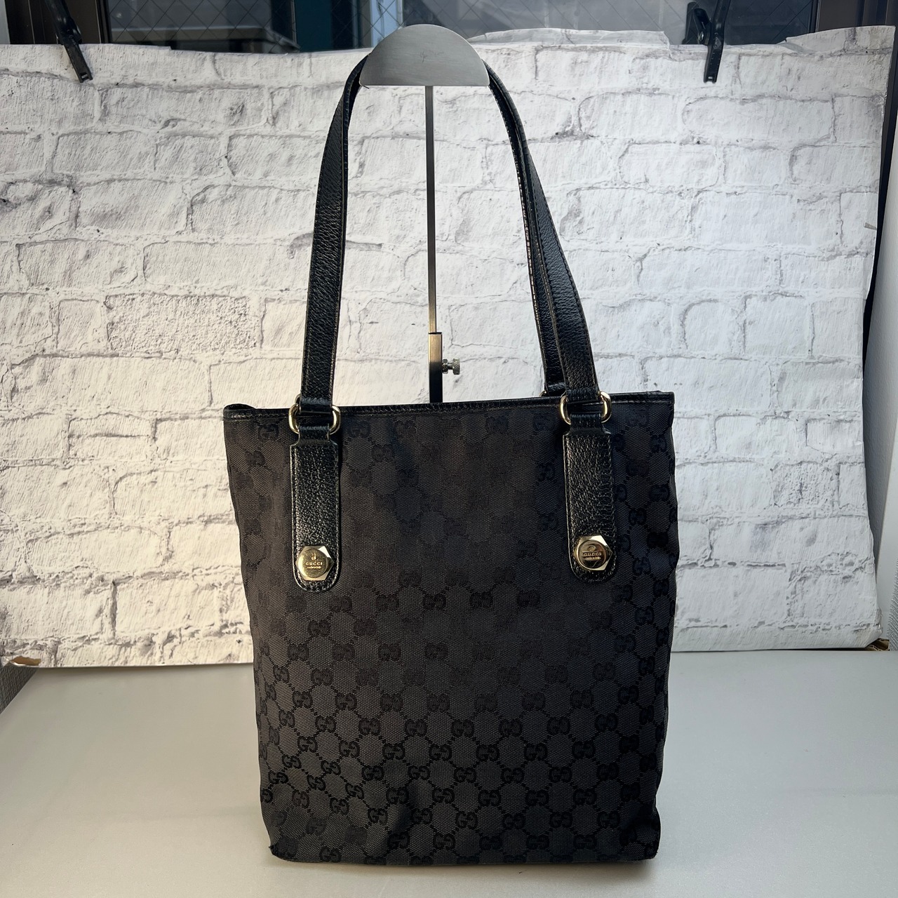 GUCCI グッチ  153002 GGキャンバス ハンドバッグ ブラック A-11853