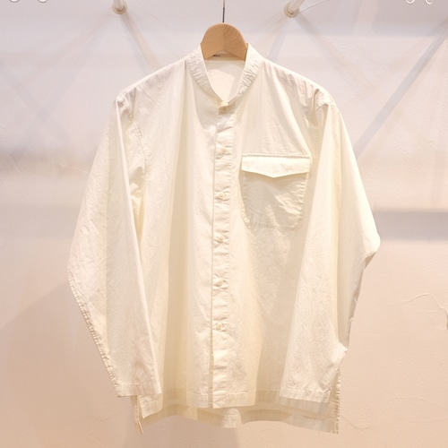TOHNAI（トーナイ）　カラーレスシャツ　コットンシルク　ホワイト