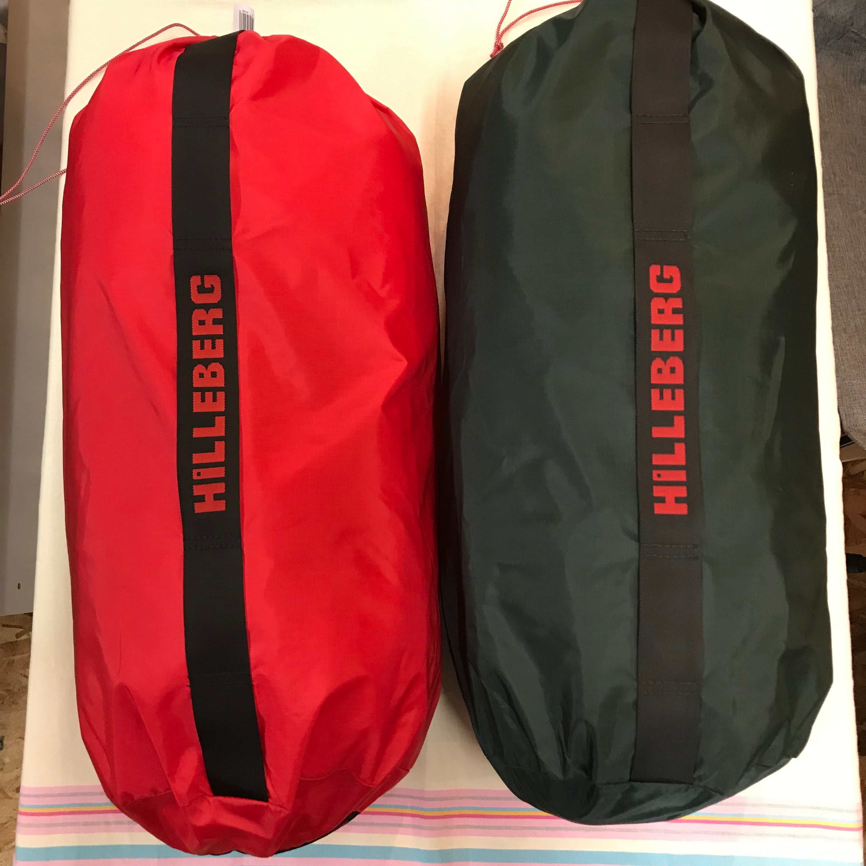 HILLEBERG ヒルバーグ テントバッグ【58☓17センチ】レッド