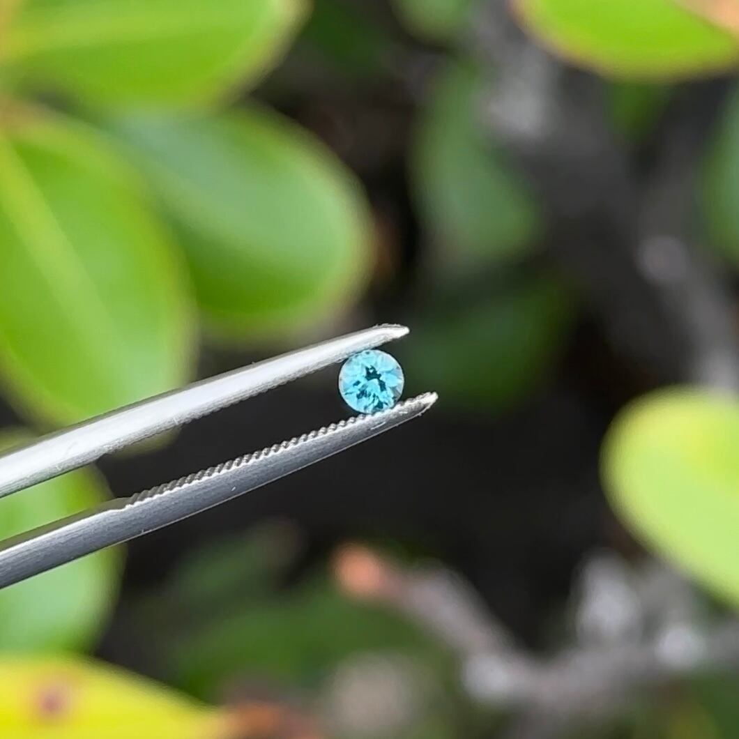 インディコライトトルマリン 3mm, 約0.1ct, ナイジェリア産 | ROSWAY