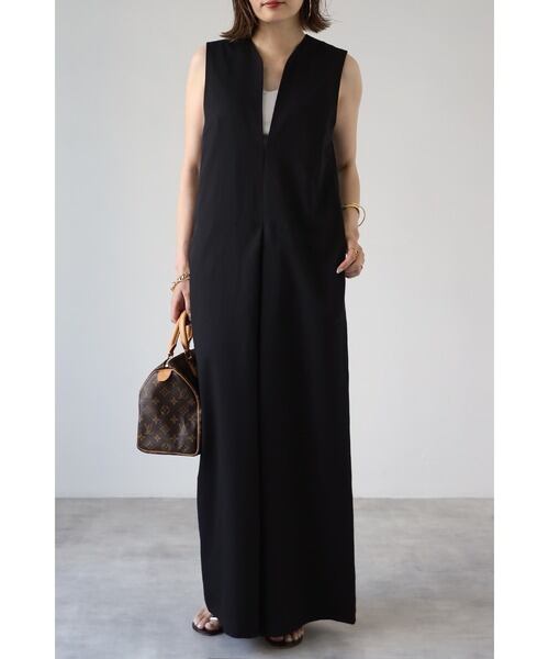 Vネックリラクシーオールインワン