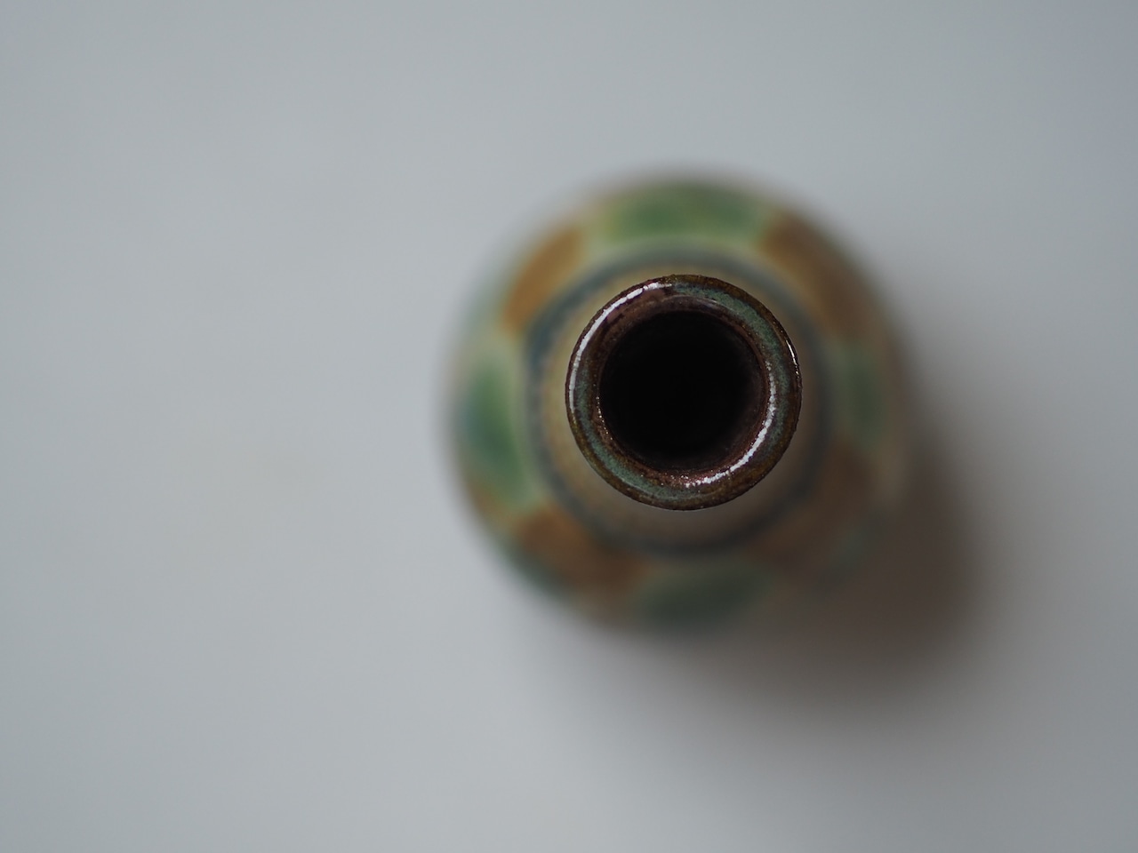 陶器製 花瓶