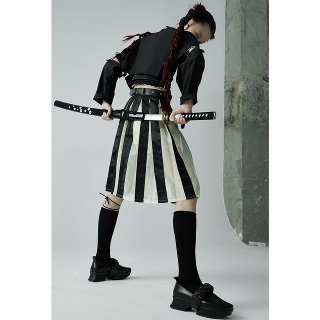 秋冬 プリーツスカート 白黒 ストライプ ミドル丈 透け素材 花柄 刺繍 Aライン 甘辛 Tk68 Top Mode