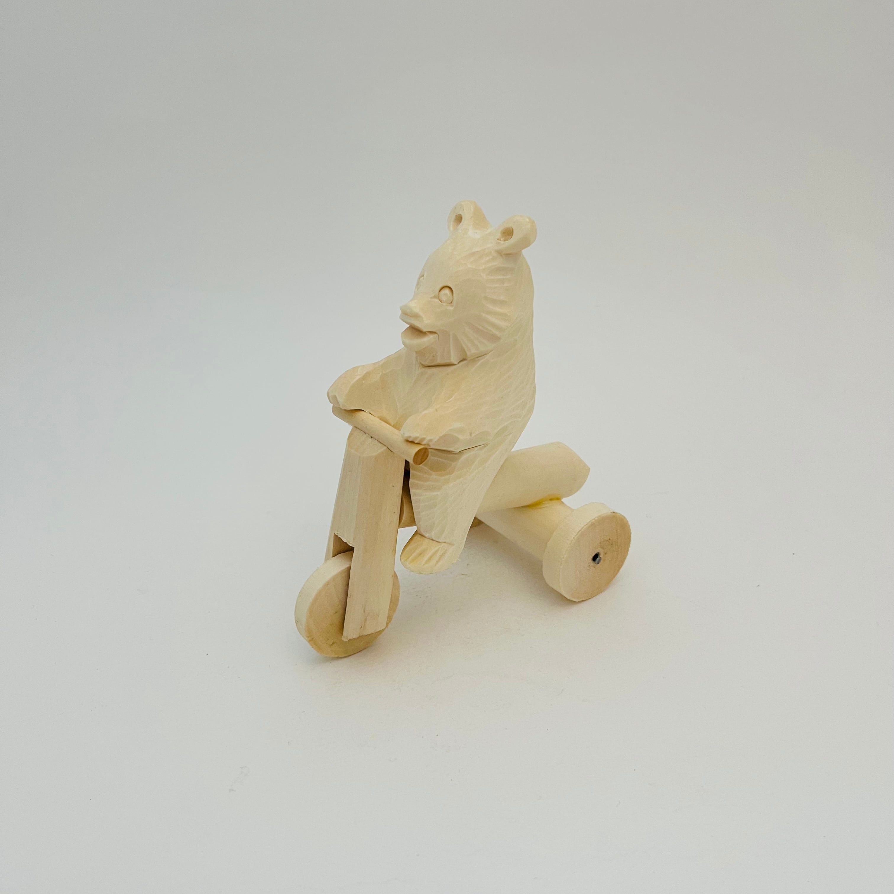 ボゴロツコエ木地玩具「クマの三輪車」