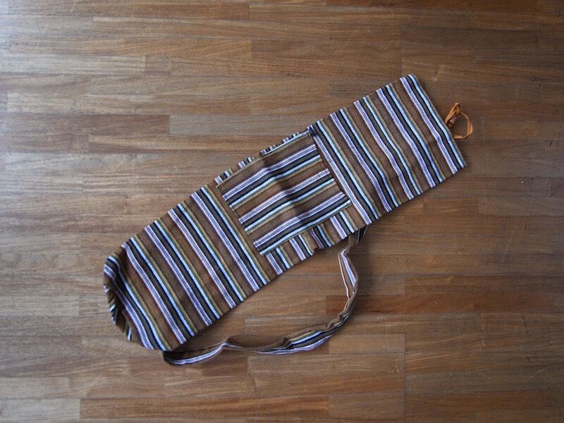 ハンドメイド 刺繍 ヨガマットケース（レッド） | Mjuk_atelier