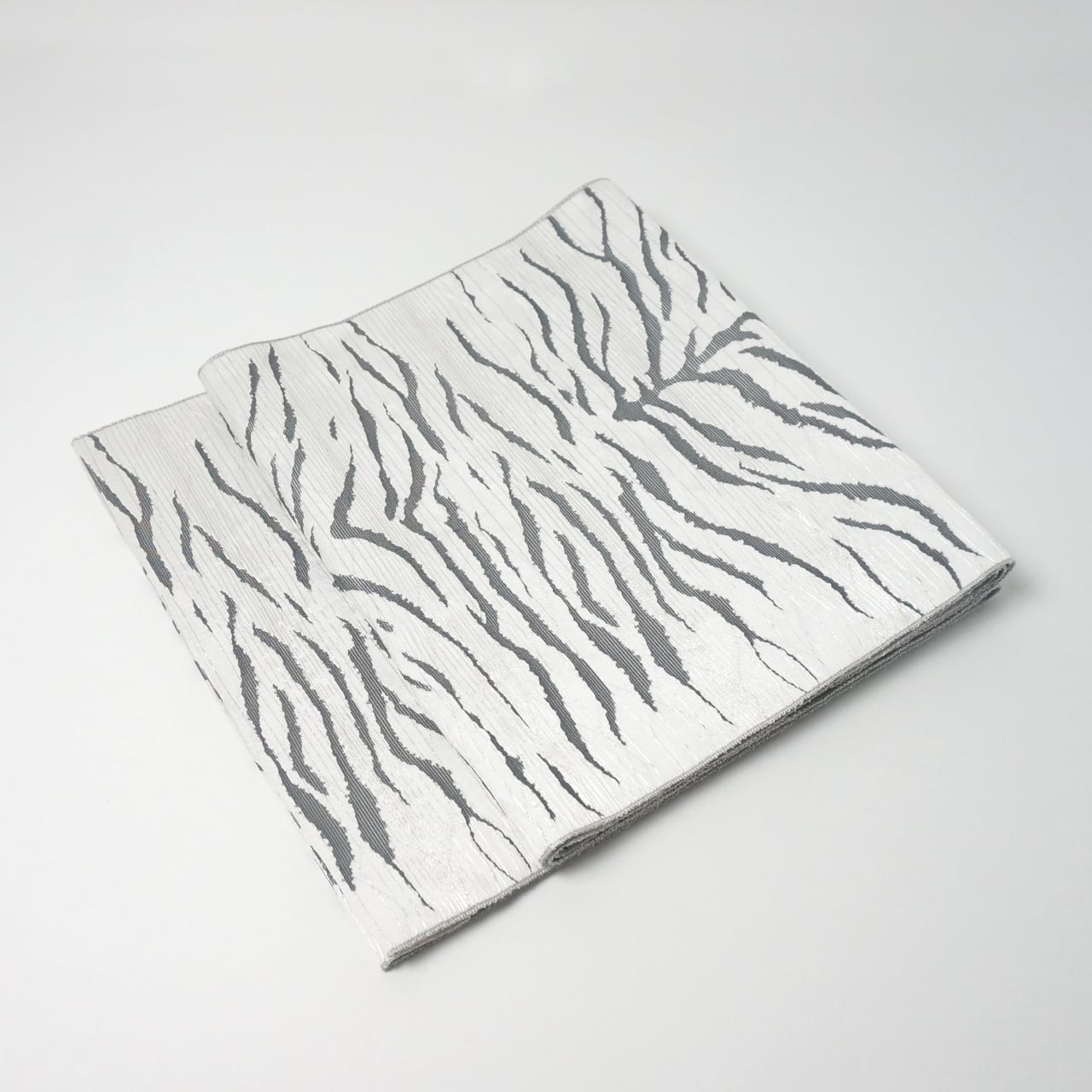 Rumi Rock 正絹 博多織名古屋帯「ホワイトタイガー」 [E628] | Rumi