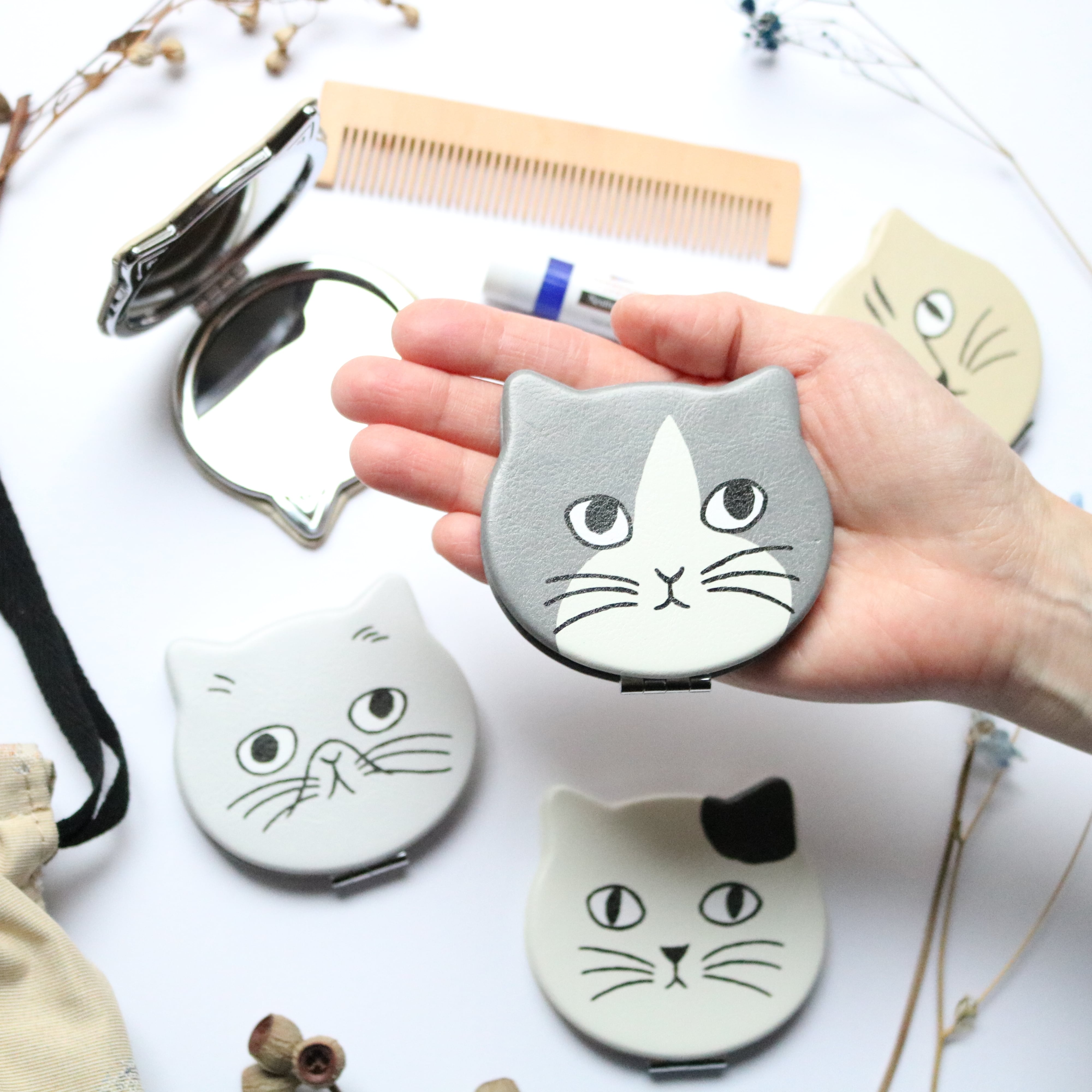 松尾ミユキ コンパクトミラー | Zakka so-la