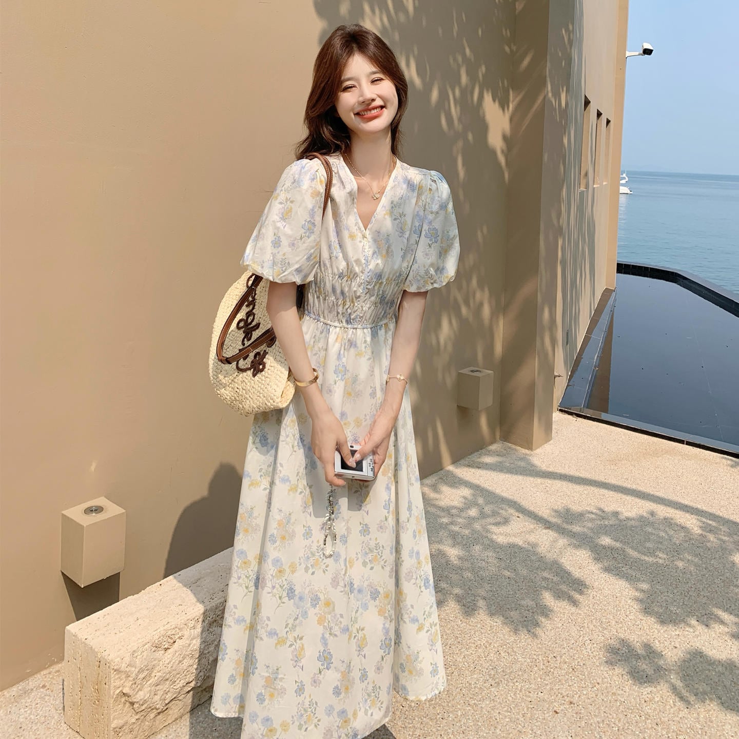 DEICY伊勢丹限定ベルフラワーシャインドレス free size 148cm〜 Vネックフローラルベルフラワーティーブレイクドレス | kanaji