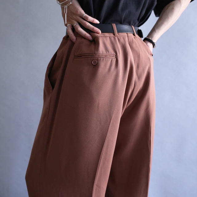 2-tuck straight silhouette pink brown wide slacks