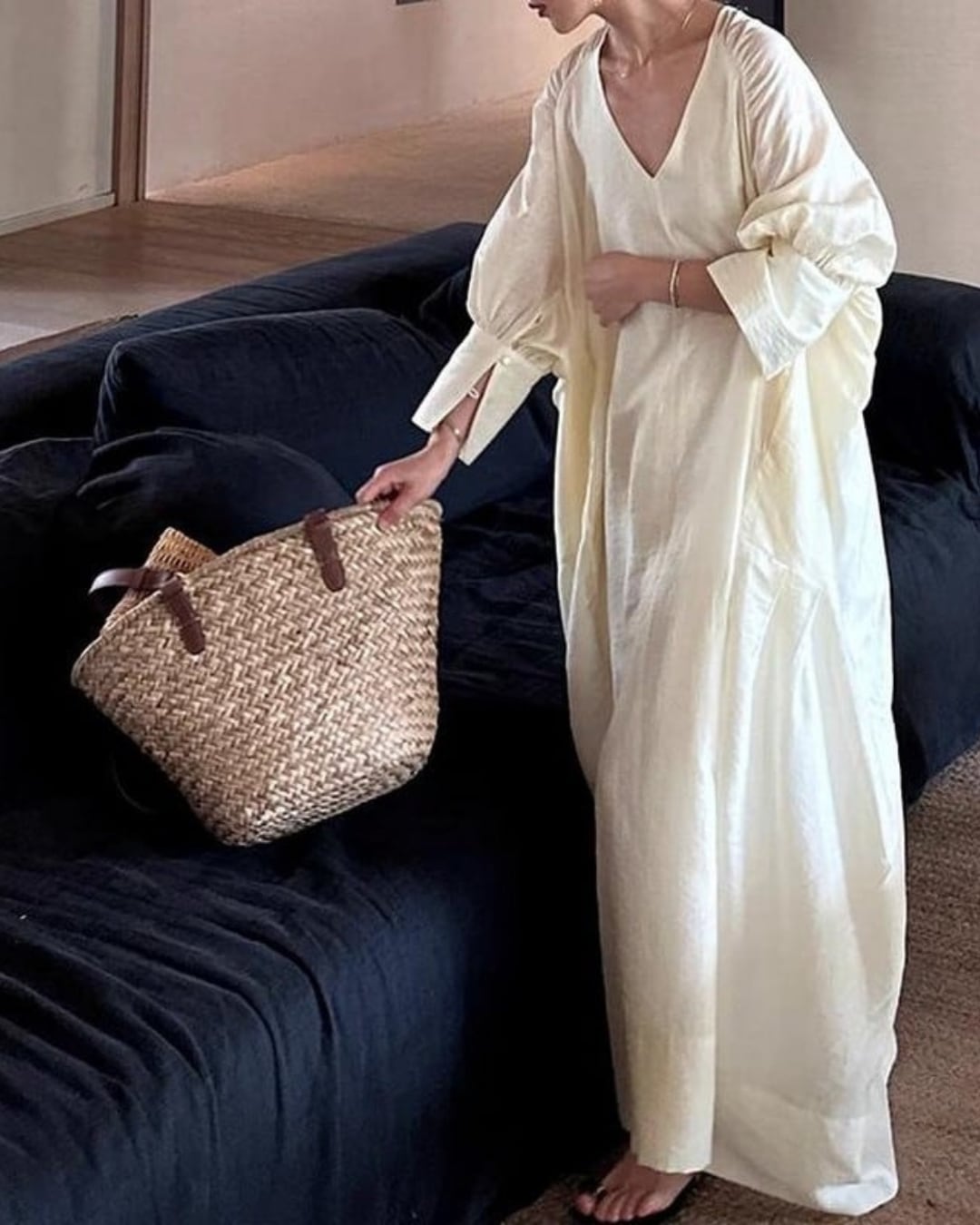 Vネックジャカードワンピース S24390