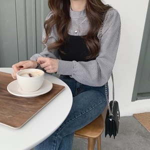 トップス レディース 送料無料 チェック シャツ ワイシャツ ブラウス レイヤード ビスチェ スタンドカラー襟付き フリル ランタンスリーブ パフスリーブ 長袖 ロングスリーブ ストレート 白 ホワイト ライトブルー ブルー 青 水色 無地 トレンド かわいい 可愛い カジュアル シンプル きれいめ 上品 エレガント こなれ感 抜け感 ラブリー キュート ガーリー フェミニン 春 春服 夏 夏服 秋 秋服 冬 冬服 デート おでかけ 学生 通学 モテ 着回し 普段使い 重ね着 10代 20代 コーデ