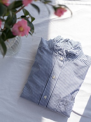 [HUG O WAR]ストライプダブルフリルスタンドシャツ