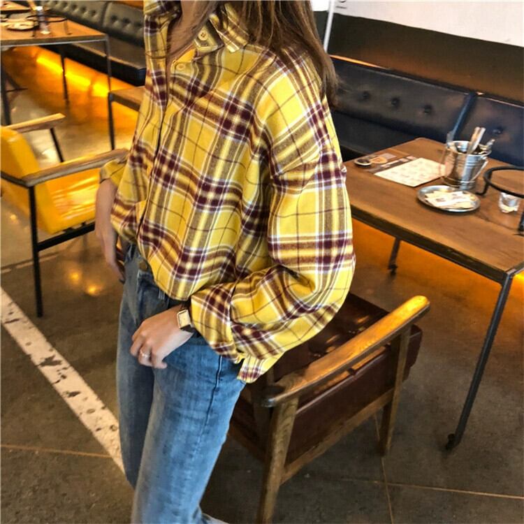 春の新黄色のチェック柄シャツ女性の長袖ルーズスタイル学生 春の新黄色のチェック柄シャツ女性の長袖ルーズスタイル学生