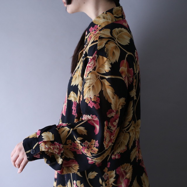 flower art pattern over silhouette sheer shirt