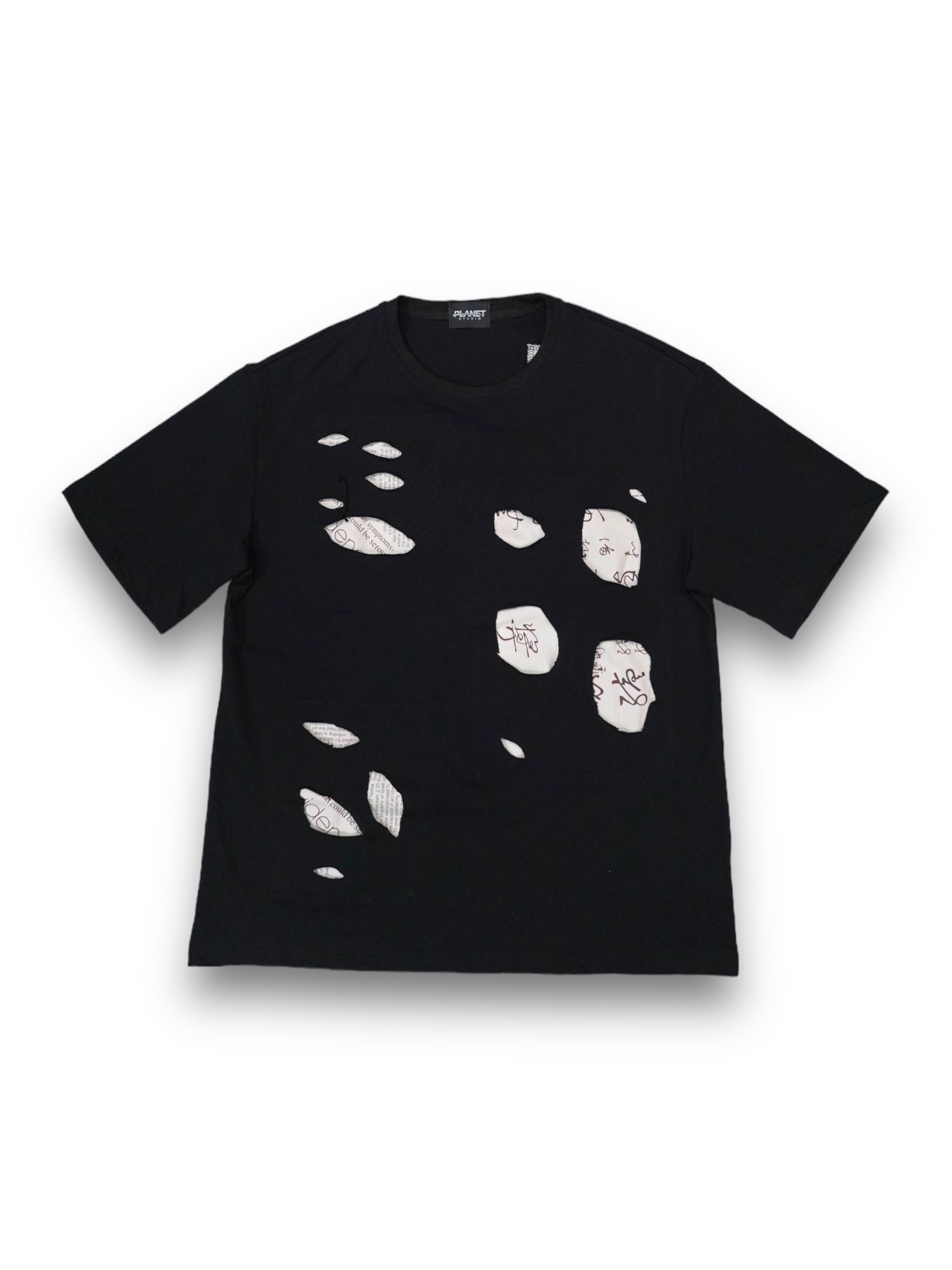 【PLANET STUDIO】 alphabet & chinese characters patchwork T-shirt