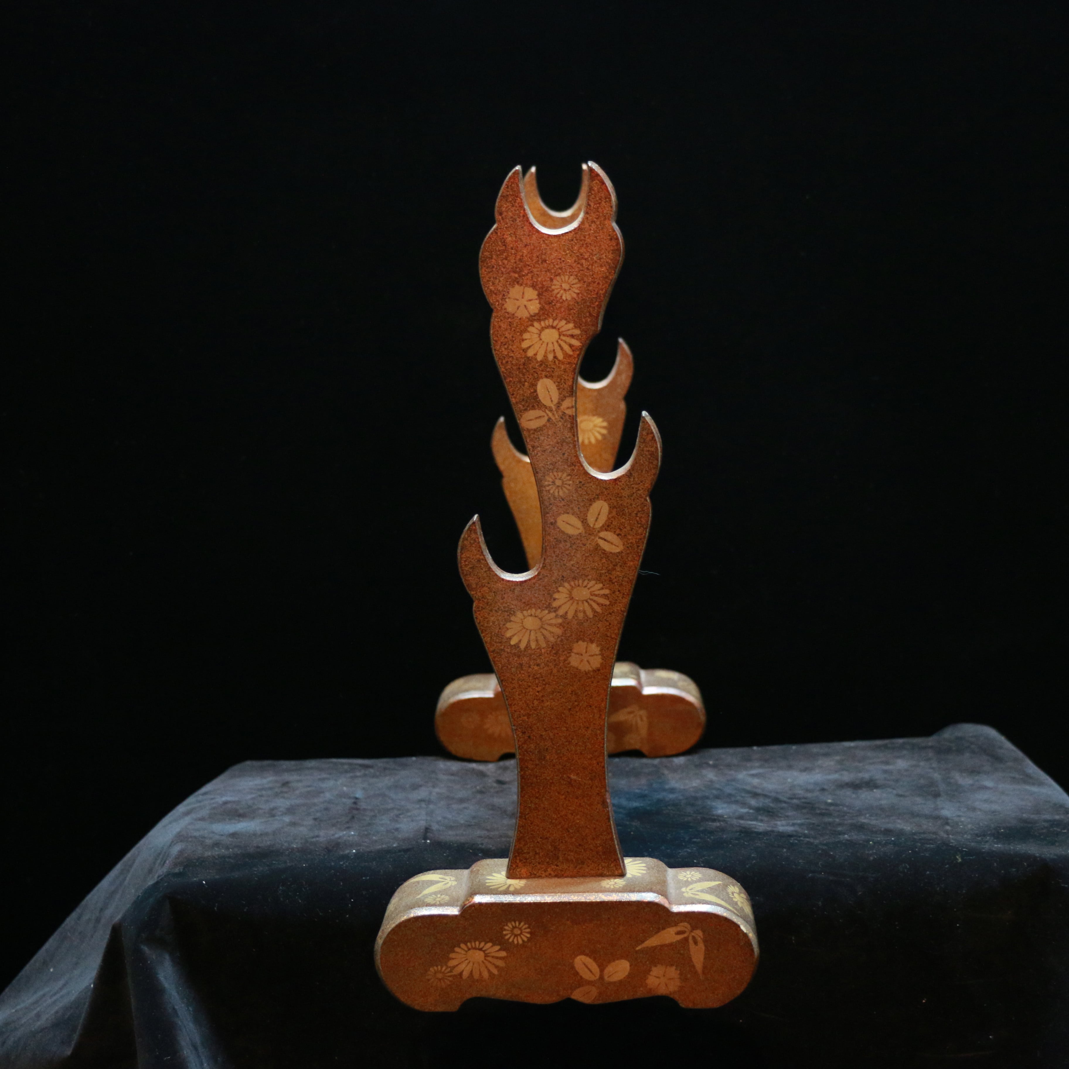 金梨子地高蒔絵白蝶貝螺鈿刀掛 | あやかし堂