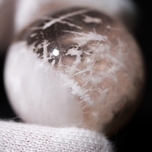 セリサイトインローズクォーツ / ミニ スフィア【φ2.5cm】