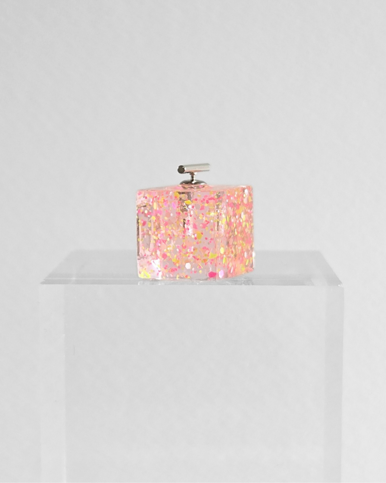 PERFUME CUBE. [pop color] - 2