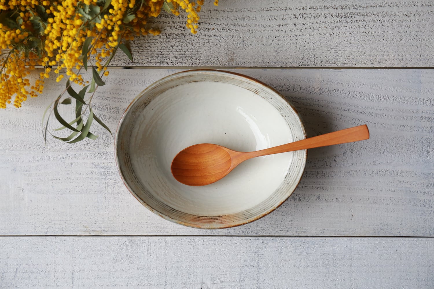 渕荒横彫 楕円深鉢 小 | 古谷製陶所